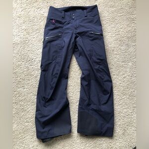 Arcteryx Sentenial ski pants women’s navy Medium